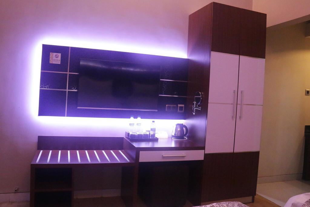Malang City Boulevard Homestay Exterior foto