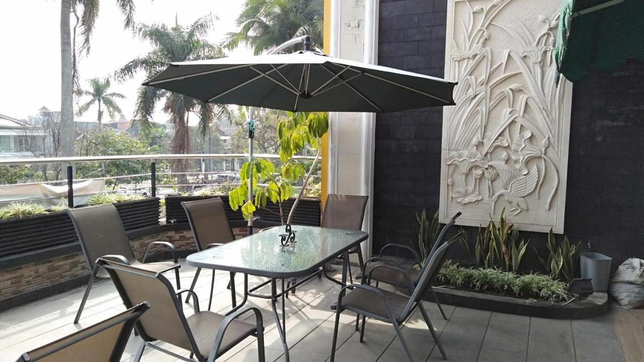 Malang City Boulevard Homestay Exterior foto